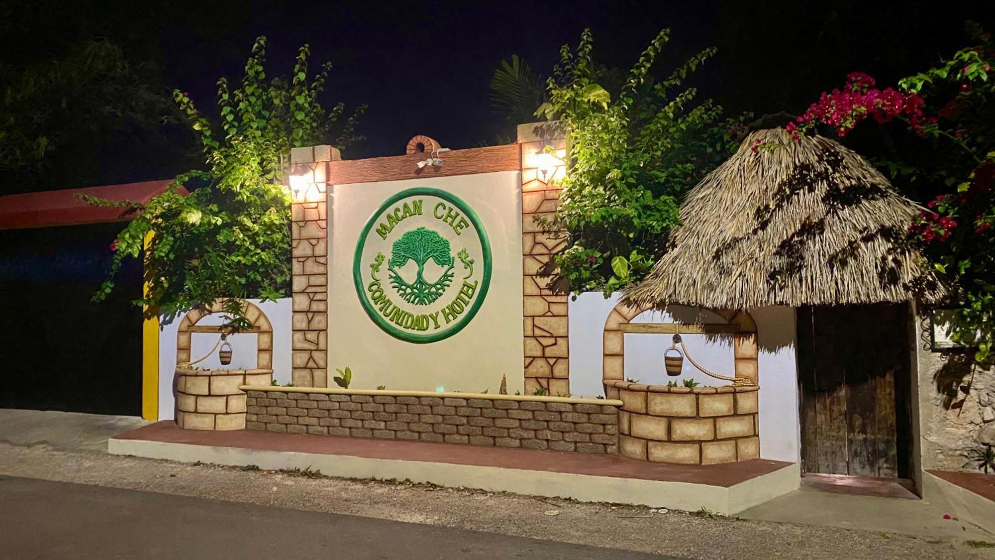 Gardenhotel Macan Che B&B Ісамаль Екстер'єр фото